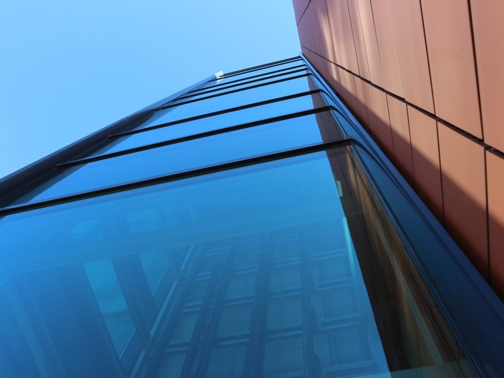 Închiriere spații comerciale București,