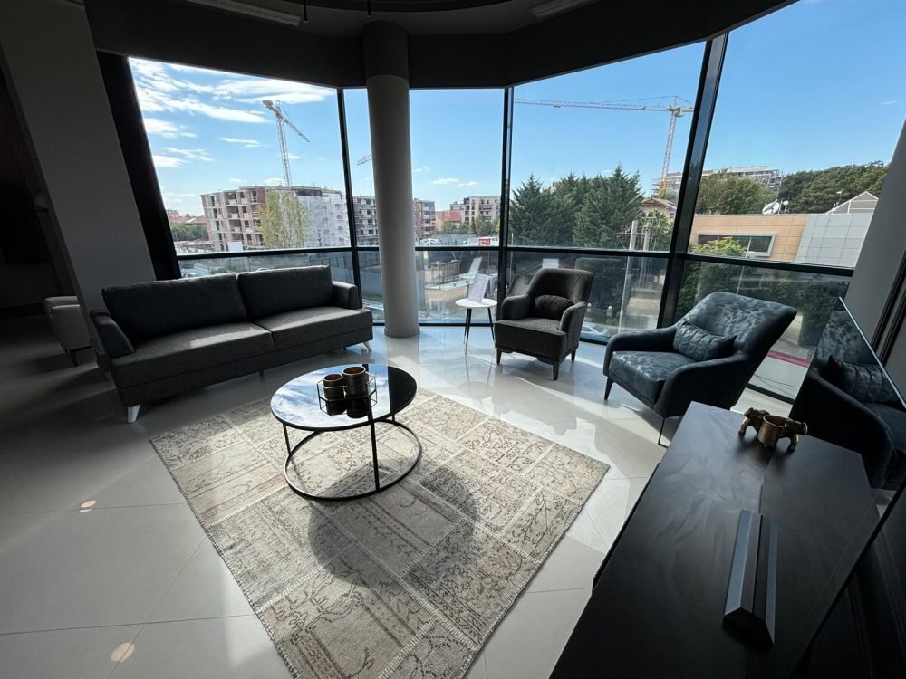 WhatsApp Image 2024-10-16 at 12.17.18 (1)